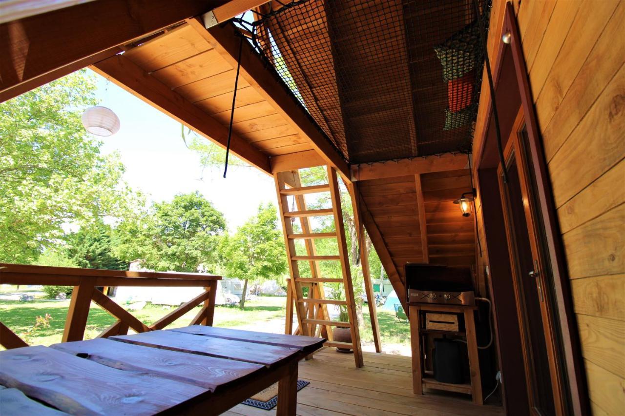 Habitat Createur - Hebergements Insolites Au Camping Municipal "Les Ecureuils" Recoubeau-Jansac Buitenkant foto