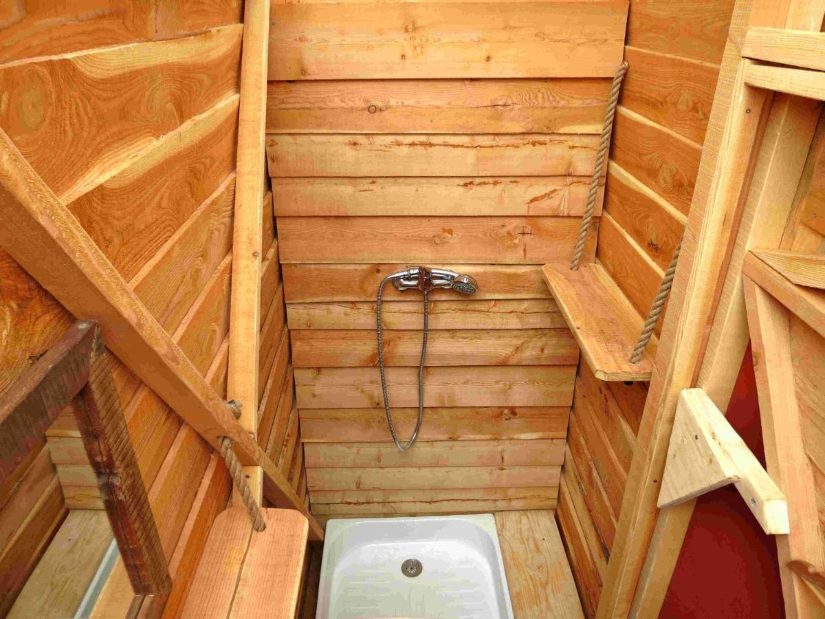 Habitat Createur - Hebergements Insolites Au Camping Municipal "Les Ecureuils" Recoubeau-Jansac Buitenkant foto