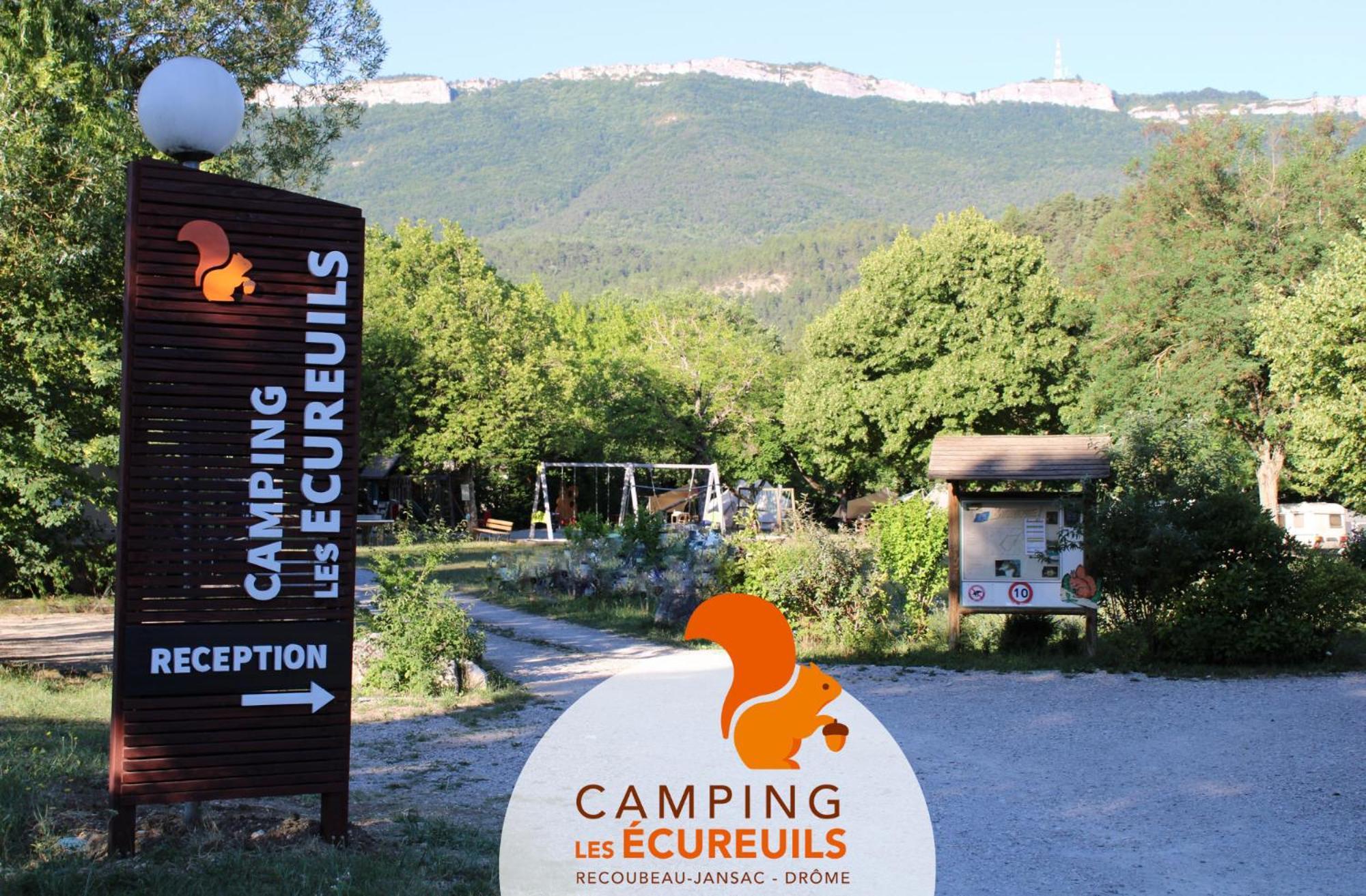 Habitat Createur - Hebergements Insolites Au Camping Municipal "Les Ecureuils" Recoubeau-Jansac Buitenkant foto